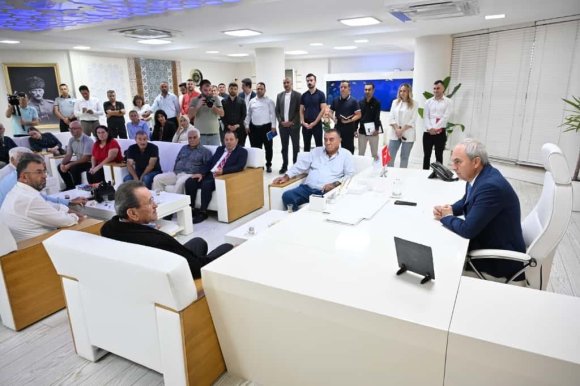 BAŞKAN KOCAGÖZ’DEN ÇÖZÜM ODAKLI HALK GÜNÜ