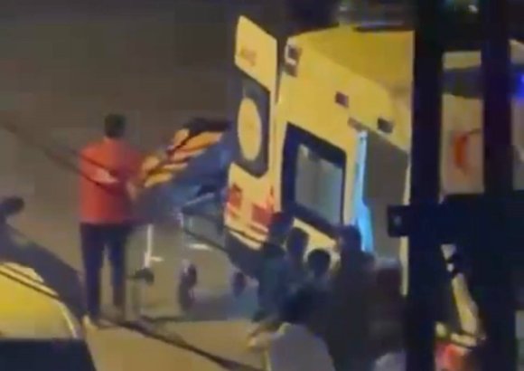 ADANA’DA İKİ MOTOSİKLET KAFA KAFAYA ÇARPIŞTI: 2 YARALI