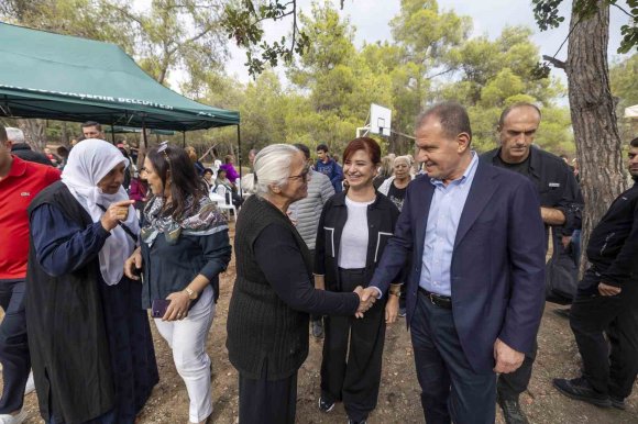 BAŞKAN SEÇER: "MERSİN’DE İÇ TAHKİMAT VE SOSYAL BARIŞ VAR"