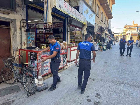 TARSUS’TA KALDIRIM İŞGALİNE İZİN VERİLMİYOR