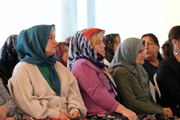 KONYAALTI’NDA ÇİFTÇİ KADINLAR BULUŞTU