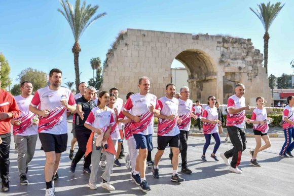MERSİN’DE ’ULUSLARARASI TARSUS YARI MARATONU’ HEYECANI