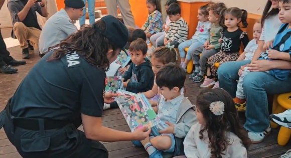 MERSİN’DE JANDARMA PERSONELİ ÇOCUKLARLA ETKİNLİK YAPTI
