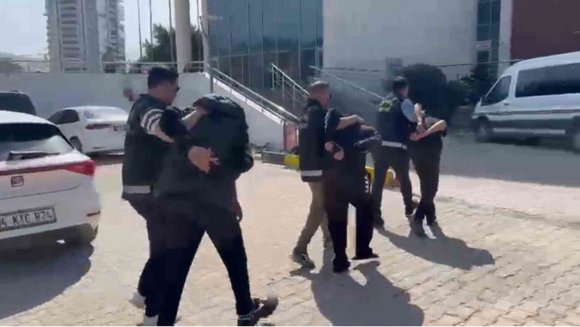 HATAY’DA ARANAN 3 ŞÜPHELİ FAİL ADANA’DA YAKALANDI