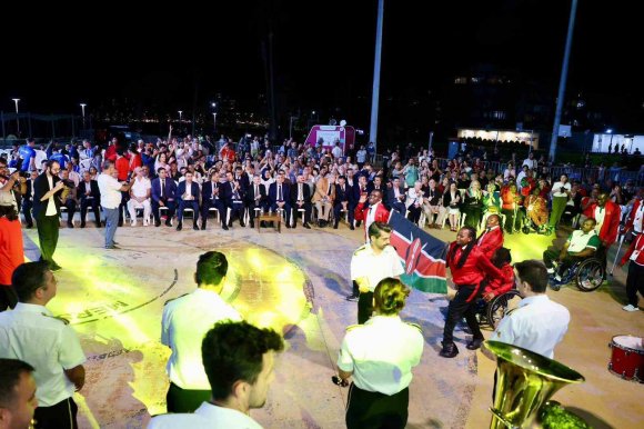 DÜNYA BEDENSEL ENGELLİLER PLAJ OYUNLARI’NIN AÇILIŞ TÖRENİ YAPILDI