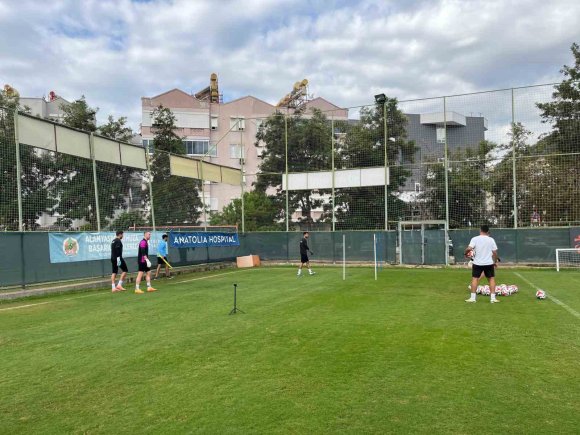 JOAO PEREİRA: "KOCAELİSPOR MOTİVASYONU YÜKSEK BİR TAKIM"