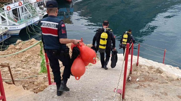 ANTALYA’DA İRLANDALI TURİST YÜZMEK İÇİN GİRDİĞİ BARAJ GÖLÜNDE KAYBOLDU