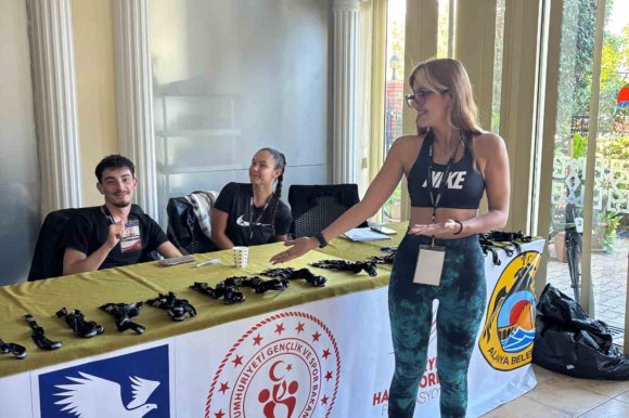 ALKÜ, 13. DÜNYA YAMAÇ PARAŞÜTÜ HEDEF ŞAMPİYONASI’NDA ÖNEMLİ ROL ÜSTLENDİ