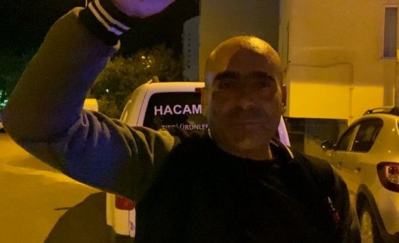 EVLERİNDEKİ ASMA TAVAN ÜZERLERİNE ÇÖKTÜ, DEPREM OLUYOR SANDILAR :1 YARALI
