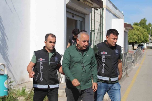 İDDİANAMEYE GÖRE BAŞKAN TEKİN KOCASINI "ÇANTACISI" YAPMIŞ