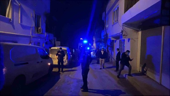 KAHRAMANMARAŞ’TAKİ ESKİ KOCA DEHŞETİ: ÇOCUĞUNUN YANINDA KENDİNİ VURDU