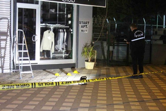 KORKU DOLU ANLAR: İŞ YERİNE PARÇA TESİRLİ EYP ATILDI