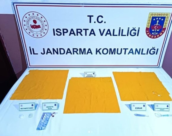 ISPARTA’DA JANDARMADAN UYUŞTURUCU OPERASYONU: 4 ŞÜPHELİ TUTUKLANDI