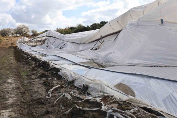 SERİK’TE HASAR TESPİT ÇALIŞMALARI SÜRÜYOR