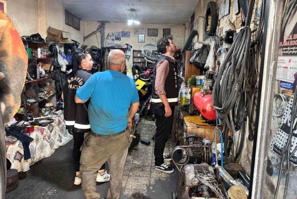 İSKENDERUN’DA MOTOSİKLET TAMİRCİLERİ DENETLENDİ