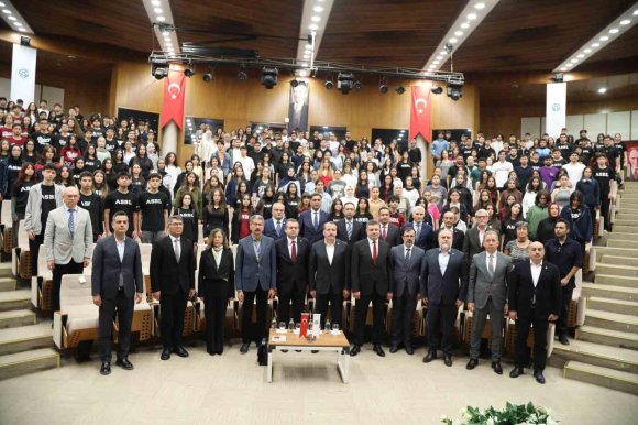 ŞAİR ARİF NİHAT ASYA, VEFATININ 50. YILINDA ADANA’DA ANILDI