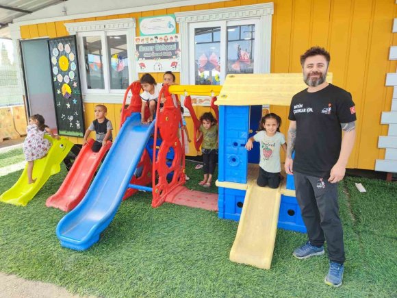 TARIM İŞÇİLERİNİN ÇOCUKLARINA KONTEYNER SINIFTA EĞİTİM