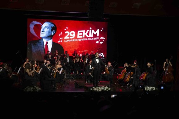 KENT ORKESTRASINDAN CUMHURİYET COŞKUSU