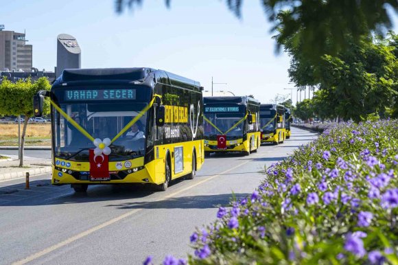 BAŞKAN SEÇER: "ELEKTRİKLİ OTOBÜSLER BİZİM VİZYONUMUZA UYGUN"