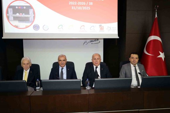 ADASO BAŞKINI KIVANÇ: "DOĞU AKDENİZ ANA KONTEYNER LİMANI BÖLGEYİ DEĞİŞTİRECEK"