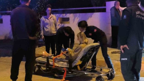 EVDE YAKILAN MUMLAR YANGINA SEBEP OLDU, BİNADA PANİK YAŞANDI