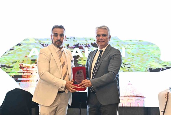 BAŞKAN UYSAL, YÖRE DERNEKLERİYLE BİR ARAYA GELDİ