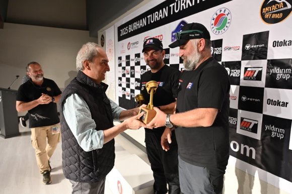 BAJA HEYECANI KEPEZ’DE ZİRVEYE ÇIKTI ŞAMPİYONLAR KUPALARINI ALDI