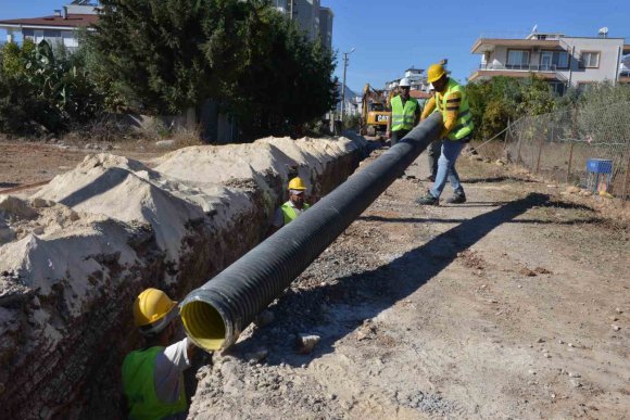 BÜYÜKŞEHİR’DEN DÖŞEMEALTI’NA 124 KİLOMETRE YENİ KANALİZASYON HATTI