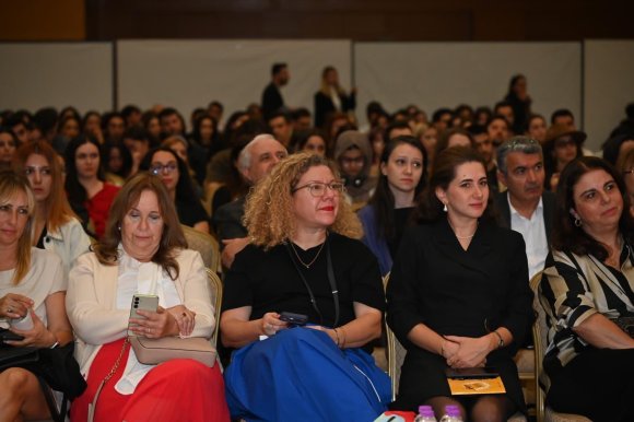 BAŞKAN KOCAGÖZ: "ANTALYA’NIN GEÇMİŞİNE SAHİP ÇIKAN VE GELECEĞİNİ DÜŞÜNEN BİR VİZYONUN BULUŞMASINA HEP BERABER TANIKLIK EDİYORUZ" - IABA 2025, KEPEZ’DE KAPILARINI AÇTI