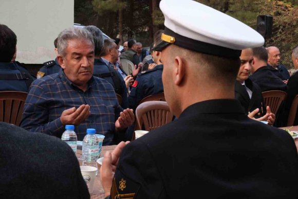 ŞEHİT DENİZ TEĞMEN ÖZ İÇİN MEVLİT OKUTULDU