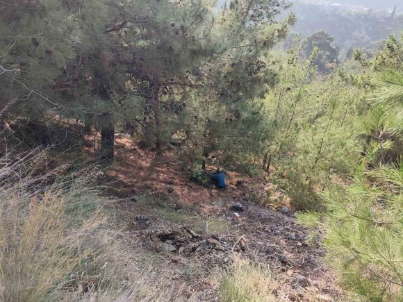 UÇURUMDAN YUVARLANAN MOTOSİKLETTEKİ 2 KİŞİ YARALANDI