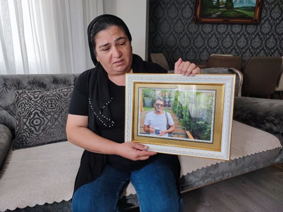 OĞLU CİNAYETE KURBAN GİDEN ANNE: "KATİL 28 GÜN ÖNCE TUTUKLANSA OĞLUM ÖLMEYECEKTİ"