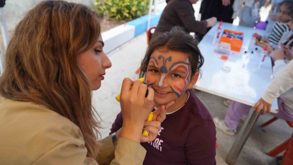 TARSUS’TA ÇOCUKLAR ARA TATİLDE HEM EĞLENDİ HEM ÖĞRENDİ