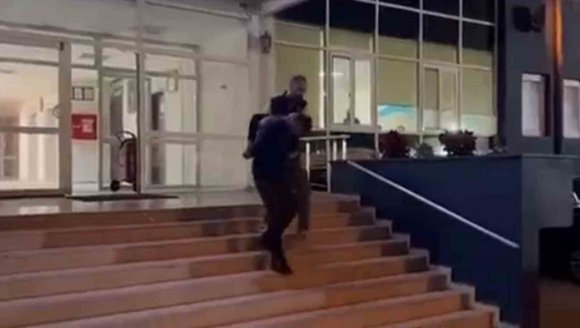 İSKENDERUN’DA 12 YIL 6 AY HAPİS CEZASIYLA ARANAN ŞAHIS YAKALANDI