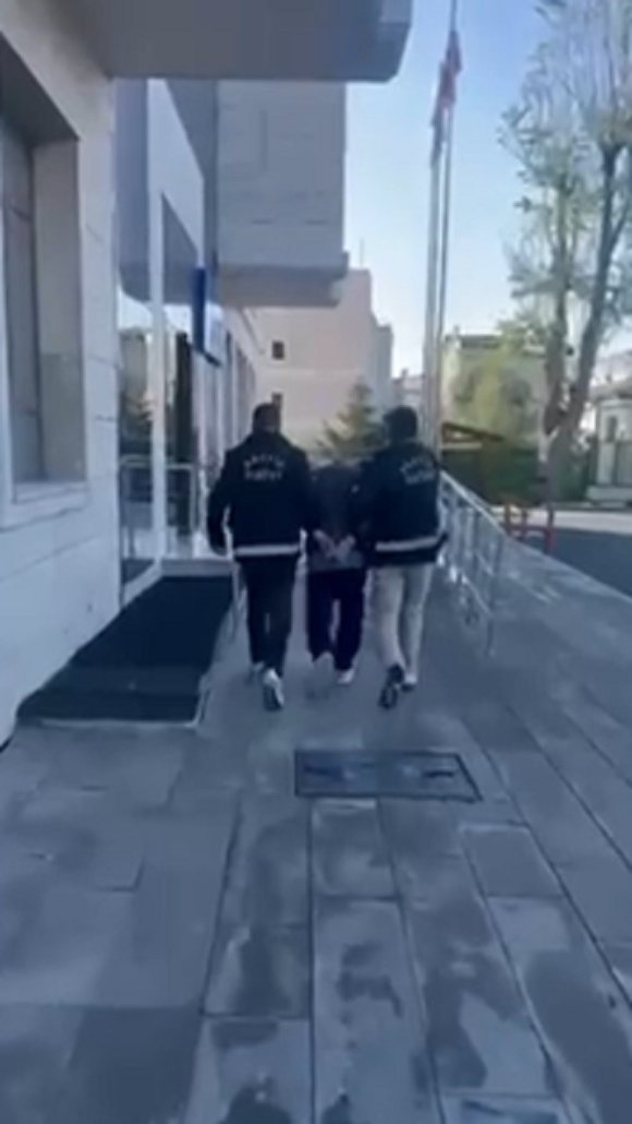 DOLANDIRICILIK SUÇUNDAN 59 YIL 9 AY 21 GÜN KESİNLEŞMİŞ HAPİS CEZASI BULUNAN ŞAHIS YAKALANDI