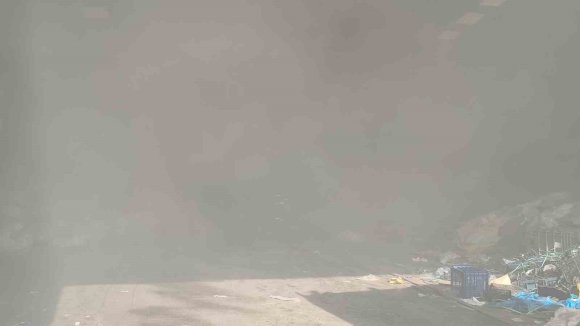 ANTALYA’DA GERİ DÖNÜŞÜM FABRİKASINDAKİ YANGIN KORKUTTU