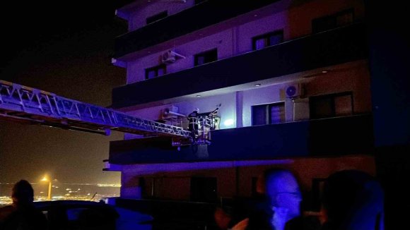 GALERİDE ÇIKAN YANGINDA 2 KİŞİ ÖLDÜ, 14 KİŞİ HASTANEDE TEDAVİ ALTINA ALINDI