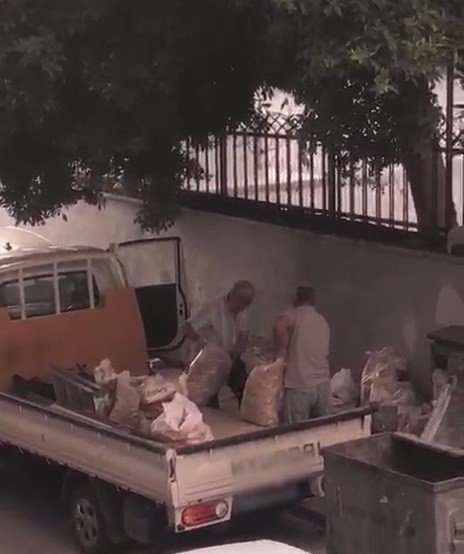 AKDENİZ’DE MOLOZ DÖKEN ŞAHISLARA İŞLEM BAŞLATILDI