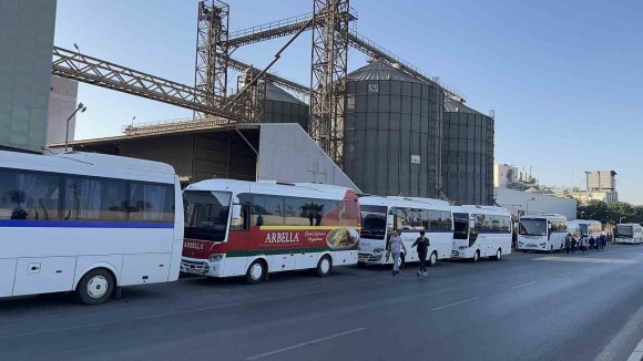 MERSİN’DEKİ MAKARNA FABRİKASINDA ZİRAİ İLAÇ ZEHİRLENMESİ: 11 İŞÇİ HASTANEYE KALDIRILDI