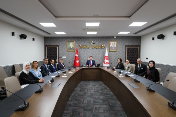 VALİ MASATLI’DAN ASRIN FELAKETİ SONRASI TOPLUM İNŞASINDA ETKİN ROL OYNAYAN ÖĞRETMENLERE TEŞEKKÜR