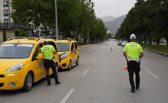ISPARTA’DA 1 HAFTADA 18 ARANAN ŞAHIS YAKALANDI