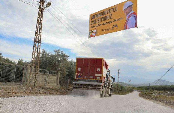 MUT’TA YOLLAR YENİLENEREK ULAŞIM DAHA KONFORLU HALE GELDİ