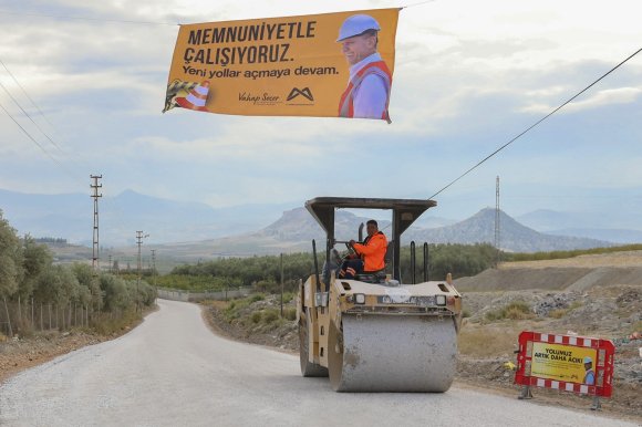 MUT’TA YOLLAR YENİLENEREK ULAŞIM DAHA KONFORLU HALE GELDİ