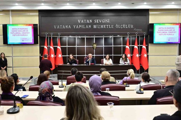 BAŞKAN KOCAGÖZ: "KADINA YÖNELİK ŞİDDETİ ÖNLEMEK TOPLUMSAL BİR GÖREVDİR"