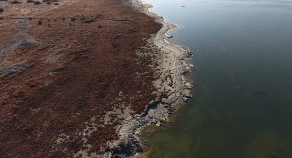 PROF. DR. AYŞEN DAVRAZ: "BURDUR’DA 50 YIL YETEBİLECEK YER ALTI SUYU BİLİNÇSİZ KULLANIMLA 10 YILDA BİTEBİLİR"