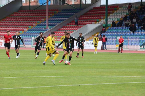 TFF 2. LİG: ISPARTA 32 SPOR: 1 -ALİAĞA FK: 1