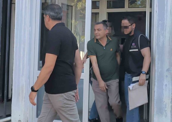MANAVGAT BELEDİYESİ RÜŞVET SORUŞTURMASINDA 9’U TUTUKLU 41 SANIĞIN YARGILANMASINA BAŞLANDI