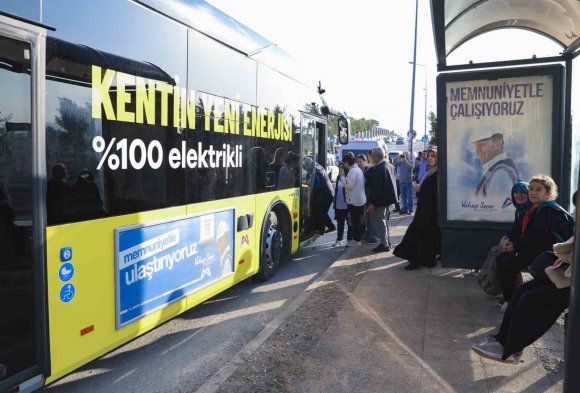 MERSİN’İN ULAŞIMINDA ÇEVRECİ HAMLE: 18 ELEKTRİKLİ OTOBÜS HİZMETE BAŞLADI