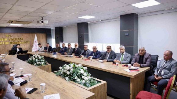 MERSİN’DE EĞİTİM GÜNDEMİ MASAYA YATIRILDI