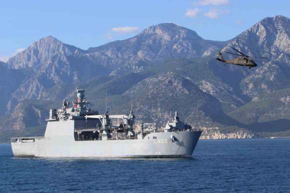 DOĞU AKDENİZ-2025 TATBİKATI ANTALYA AÇIKLARINDA NEFES KESTİ